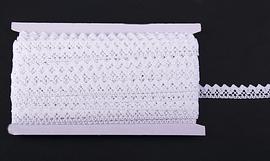 White bobbin lace 15mm