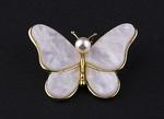 Pearl brooch butterfly 40x30mm