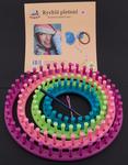 Circular knitting loom